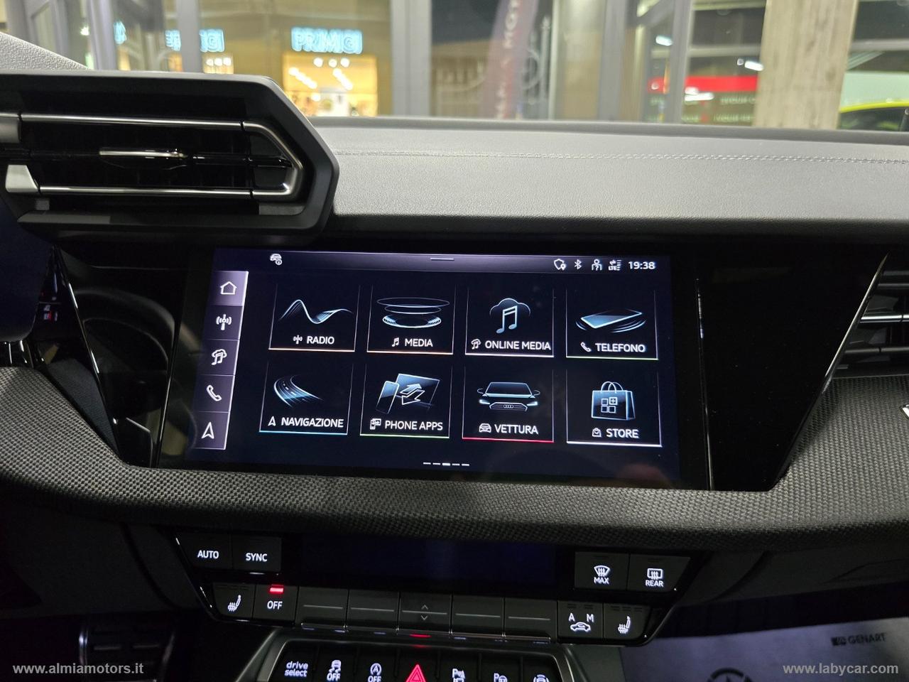 AUDI A3 Sedan 35 TDI S tronic S line edition