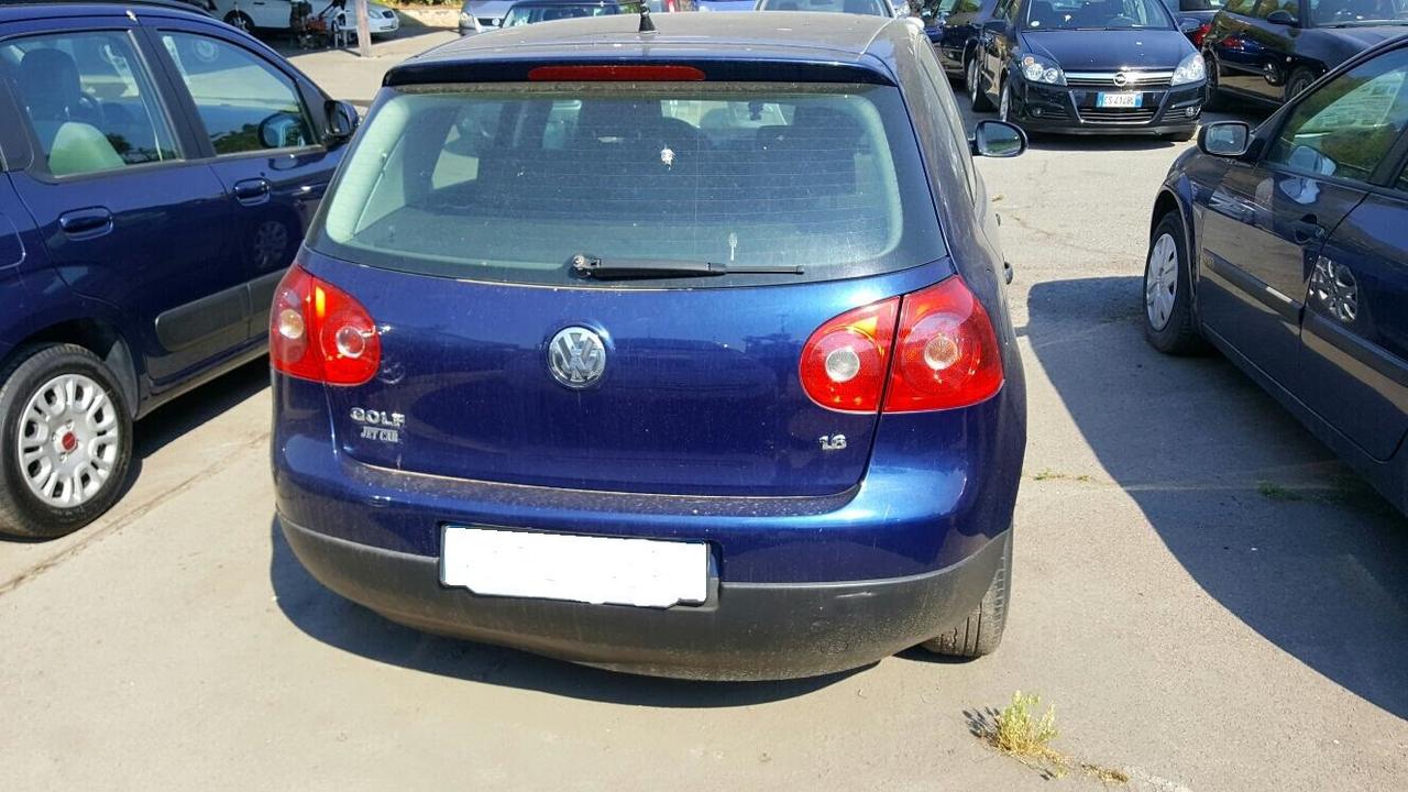 Volkswagen Golf 2.0 TDI 140CV DPF DSG 5p. Highline