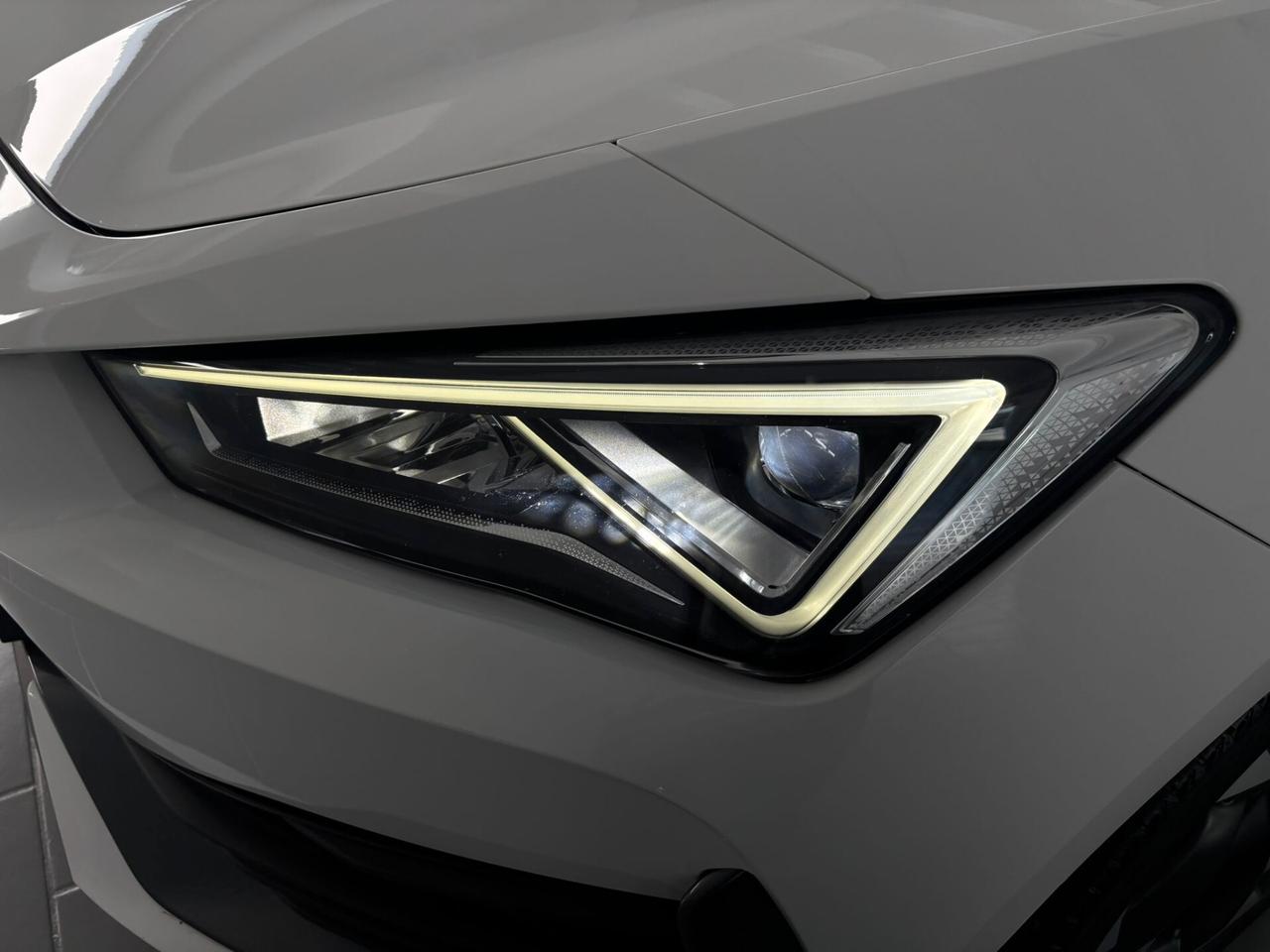 Cupra Leon 1.5 TSI 150 CV
