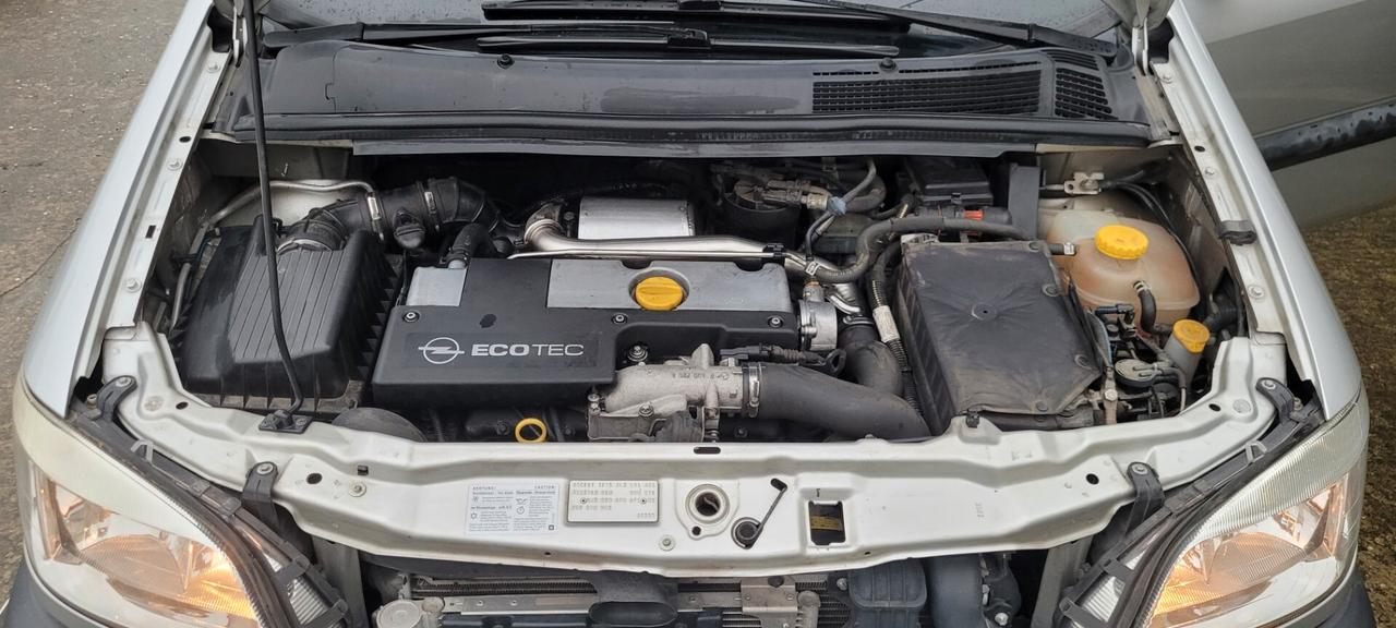 Opel Zafira 7 POSTI 2.0 16V DTI cat Comfort