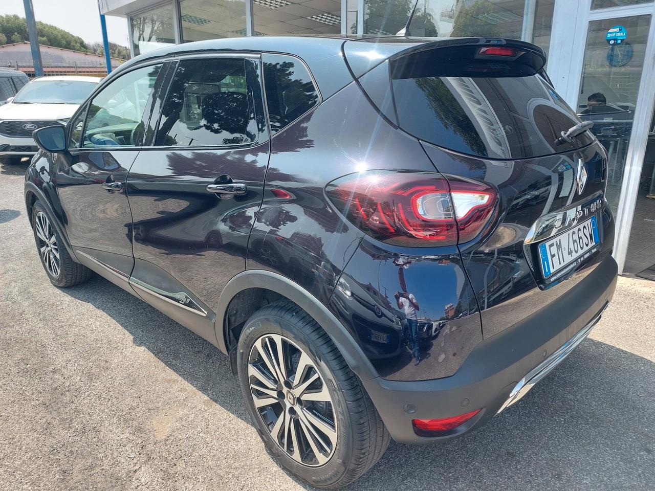 Renault Captur dCi 8V 110 CV Start&Stop Energy Initiale Paris