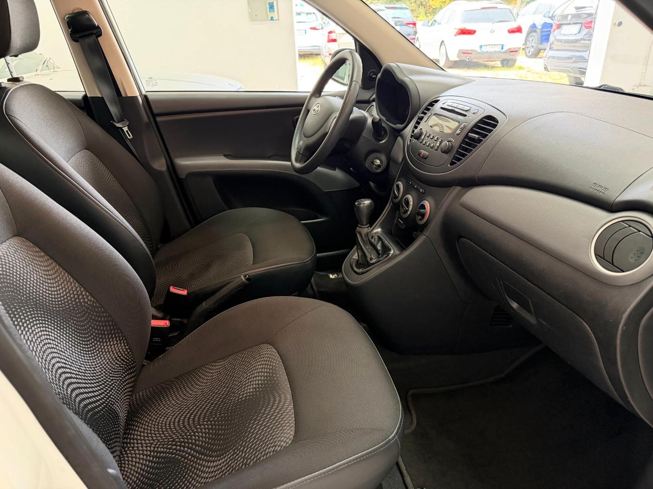 Hyundai i10 2013 1.1 12V Classic Plus CON SOLO 27000KM