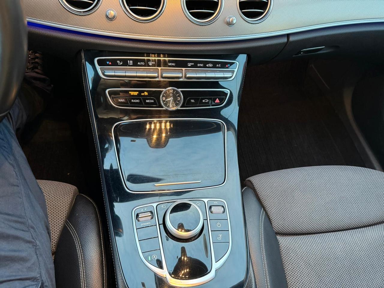Mercedes-benz E 220 d S.W. Auto Business Sport