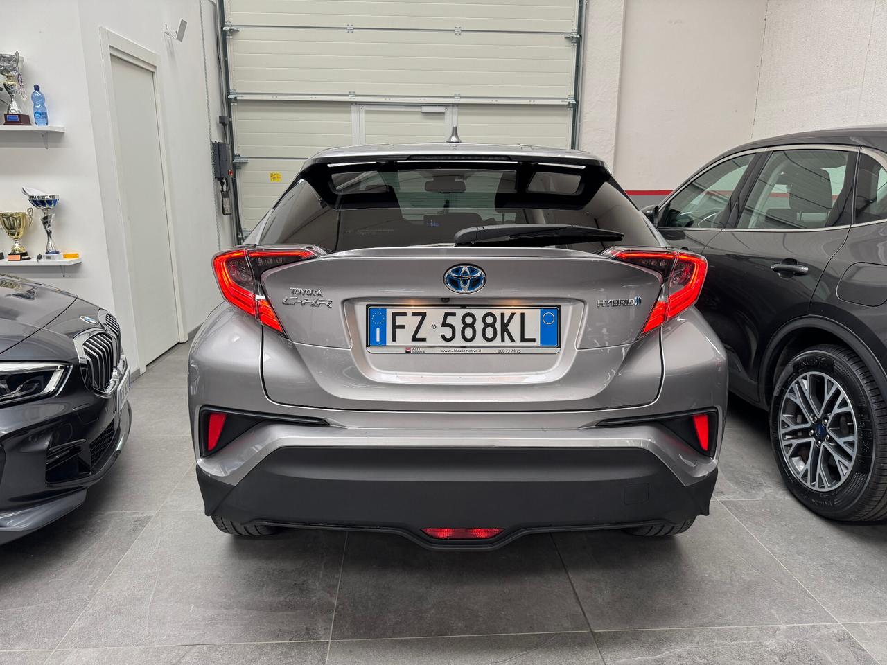 Toyota C-HR 1.8 Hybrid E-CVT Trend
