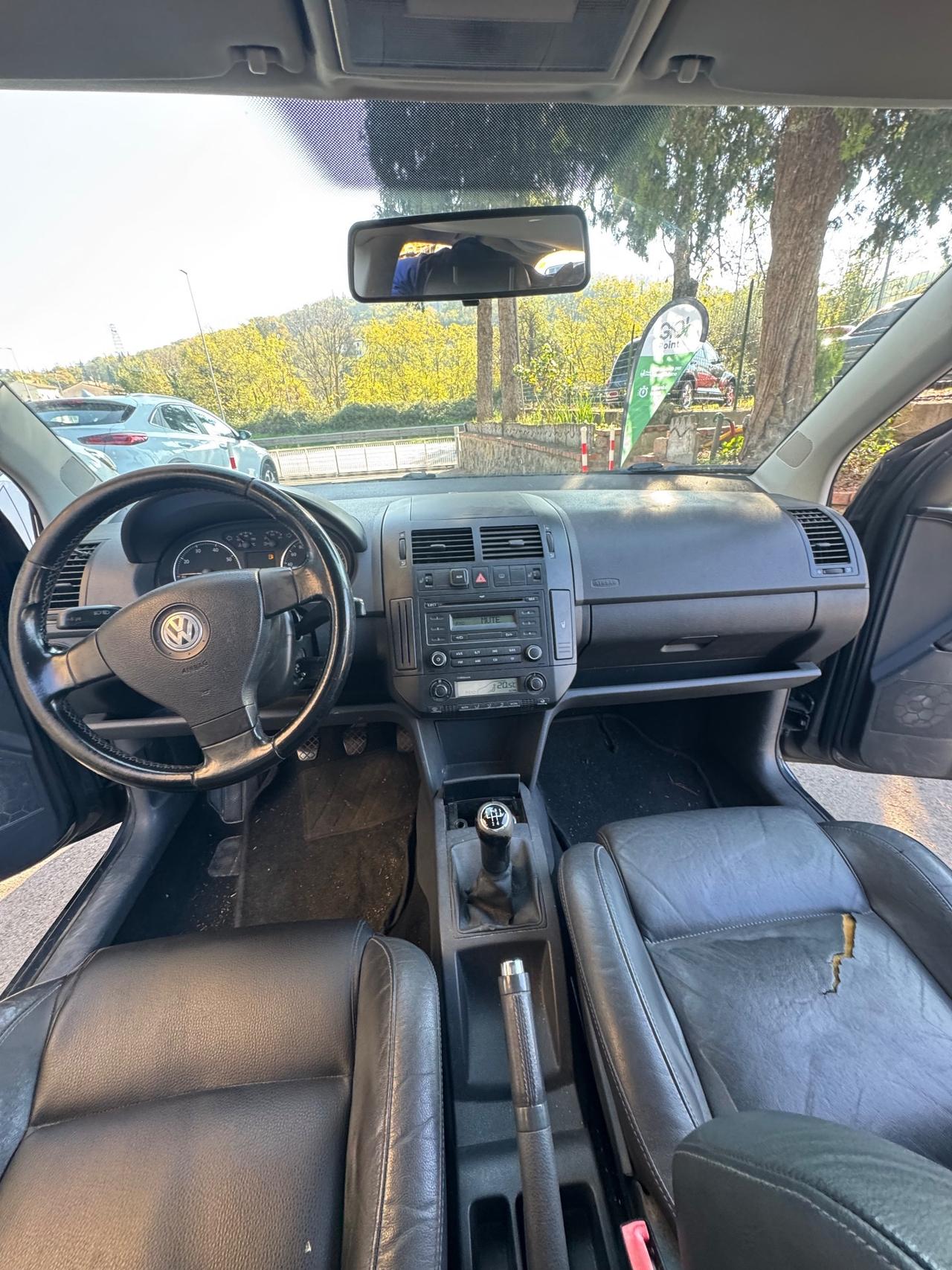 Volkswagen Polo 1.4/80CV 16V 5p. aut. Comfortline