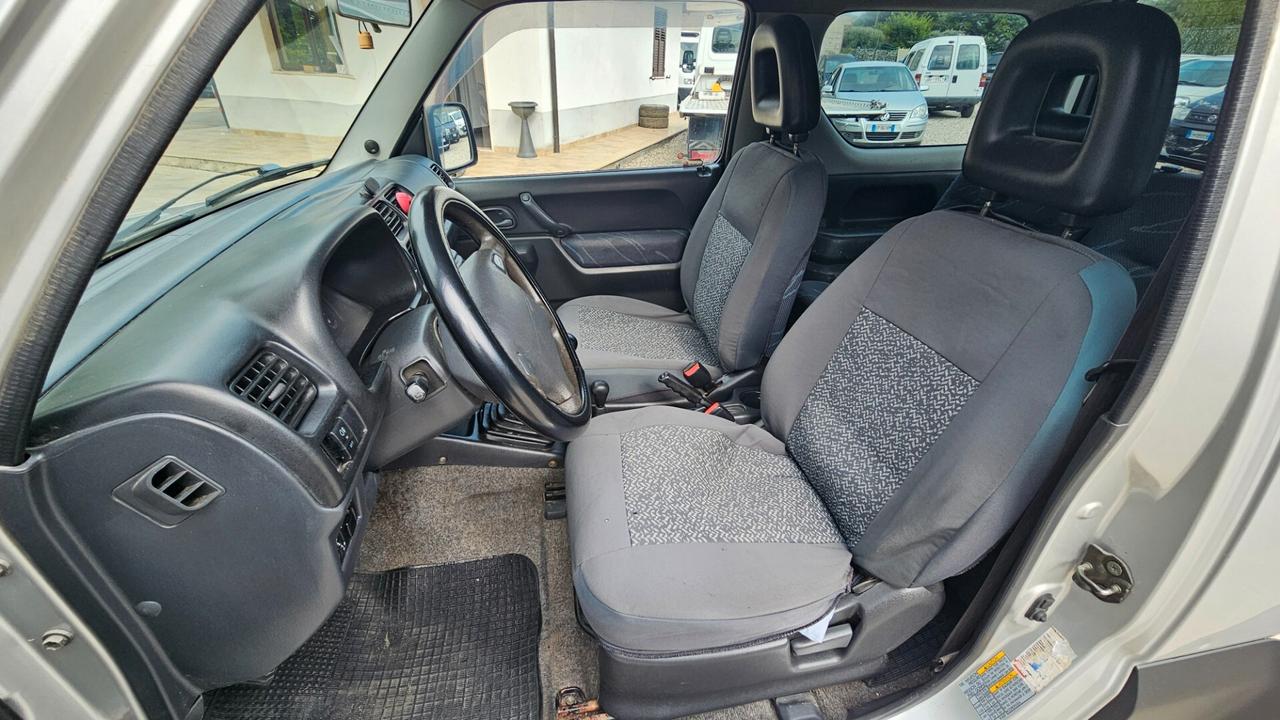 Suzuki Jimny 1.3i 16V cat 4WD JLX