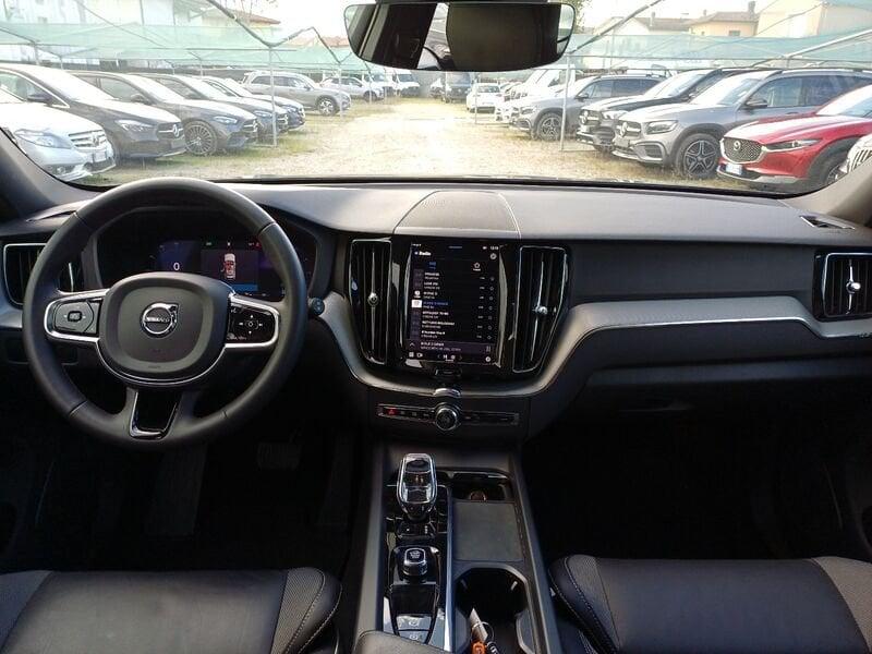 Volvo XC60 XC60 2.0 b4 Ultimate Dark awd auto