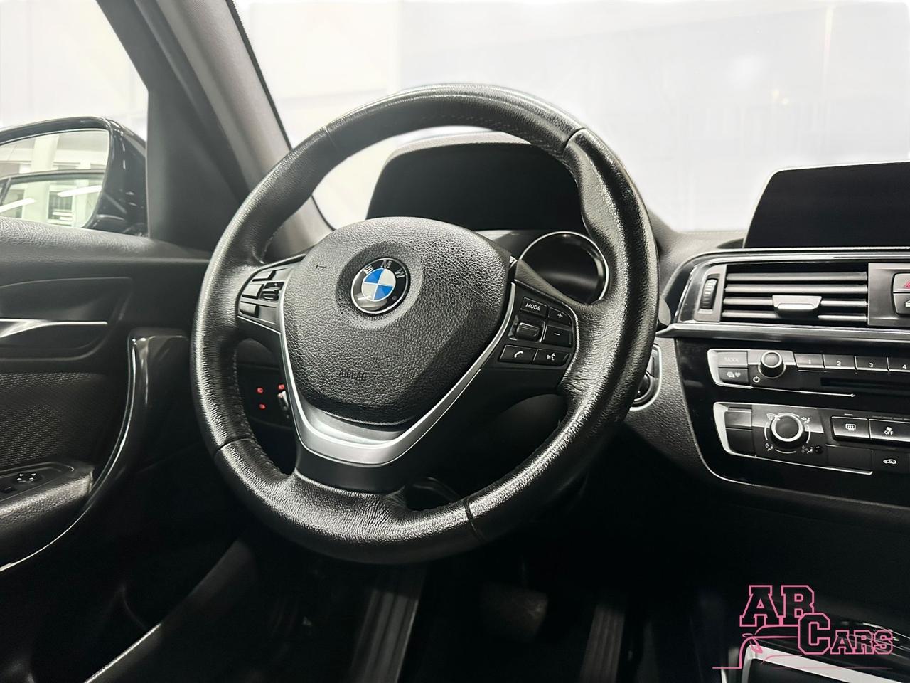 Bmw 116d 5p. Urban
