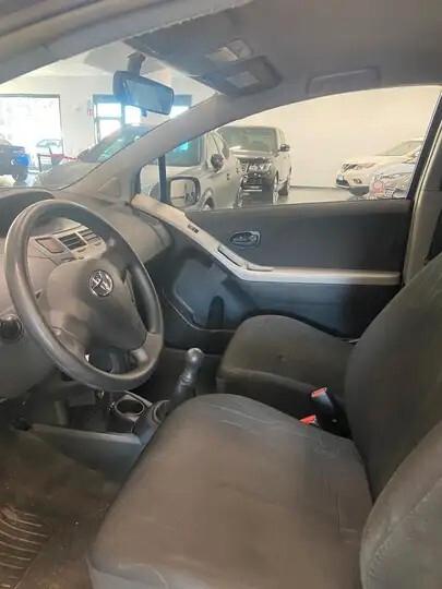Toyota Yaris 1.0 3 porte