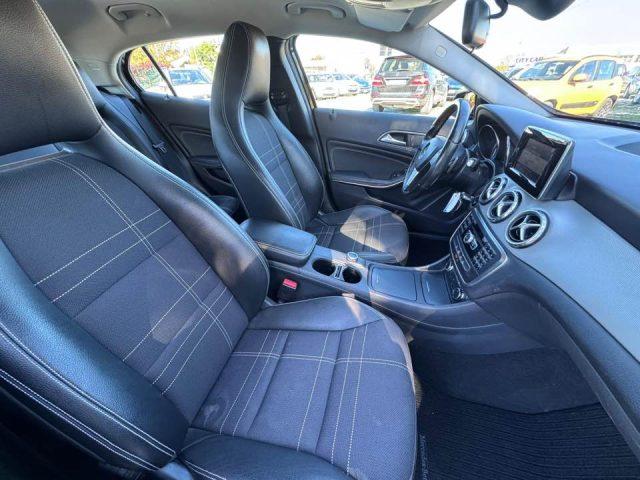 MERCEDES-BENZ GLA 200 CDI Automatic 4Matic Premium