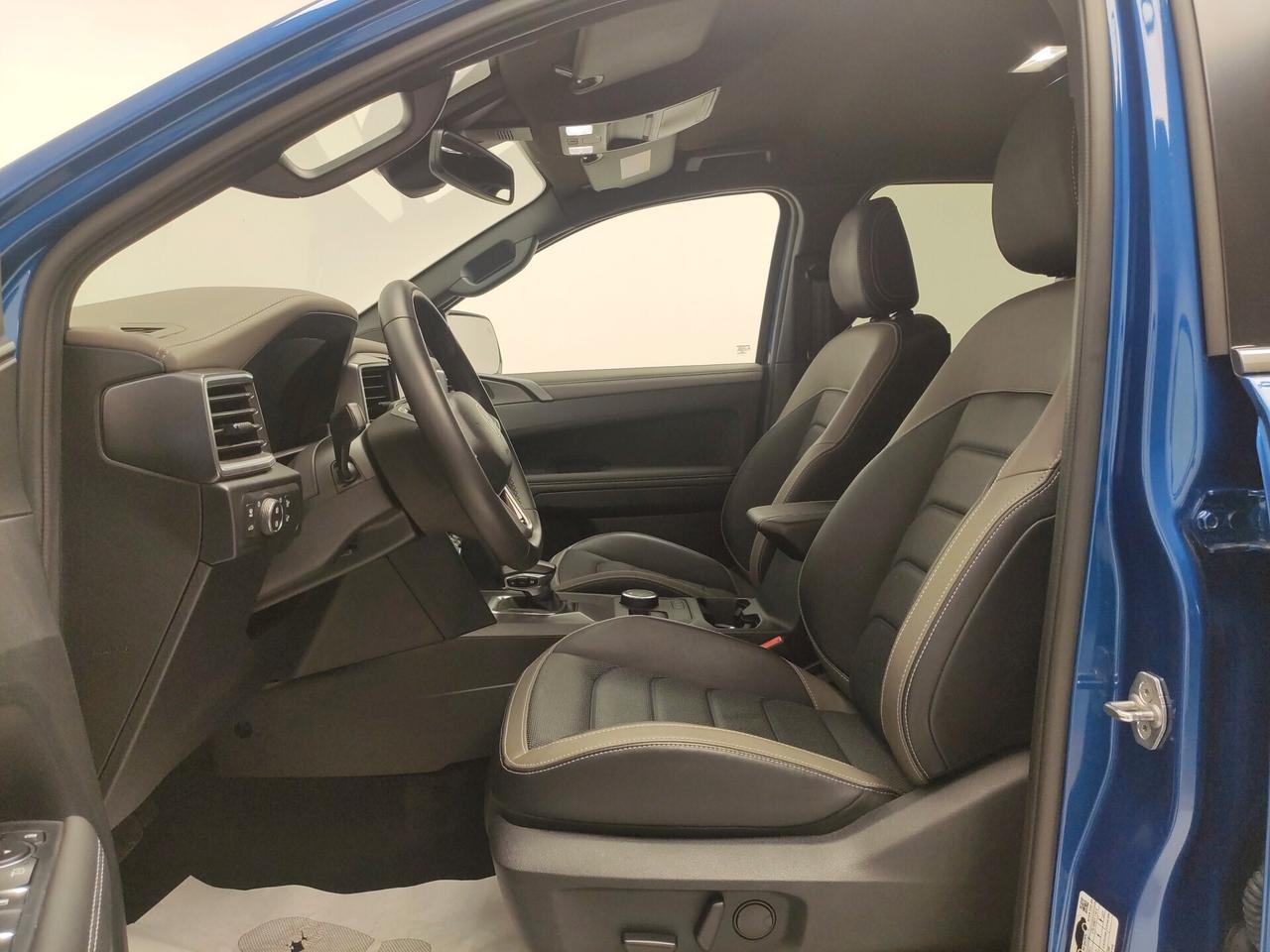 Volkswagen Amarok 3.0 V6 TDI 241 CV 4MOTION aut. Aventura