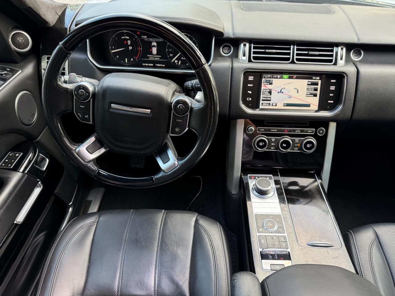 Range Rover Vogue - 3.0 TDV6 Autobiography