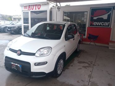 Fiat Panda 1.0 FireFly S&S Hybrid KM 18000 MONITOR SENSORI COMANDI VOLANTE GARANZIA