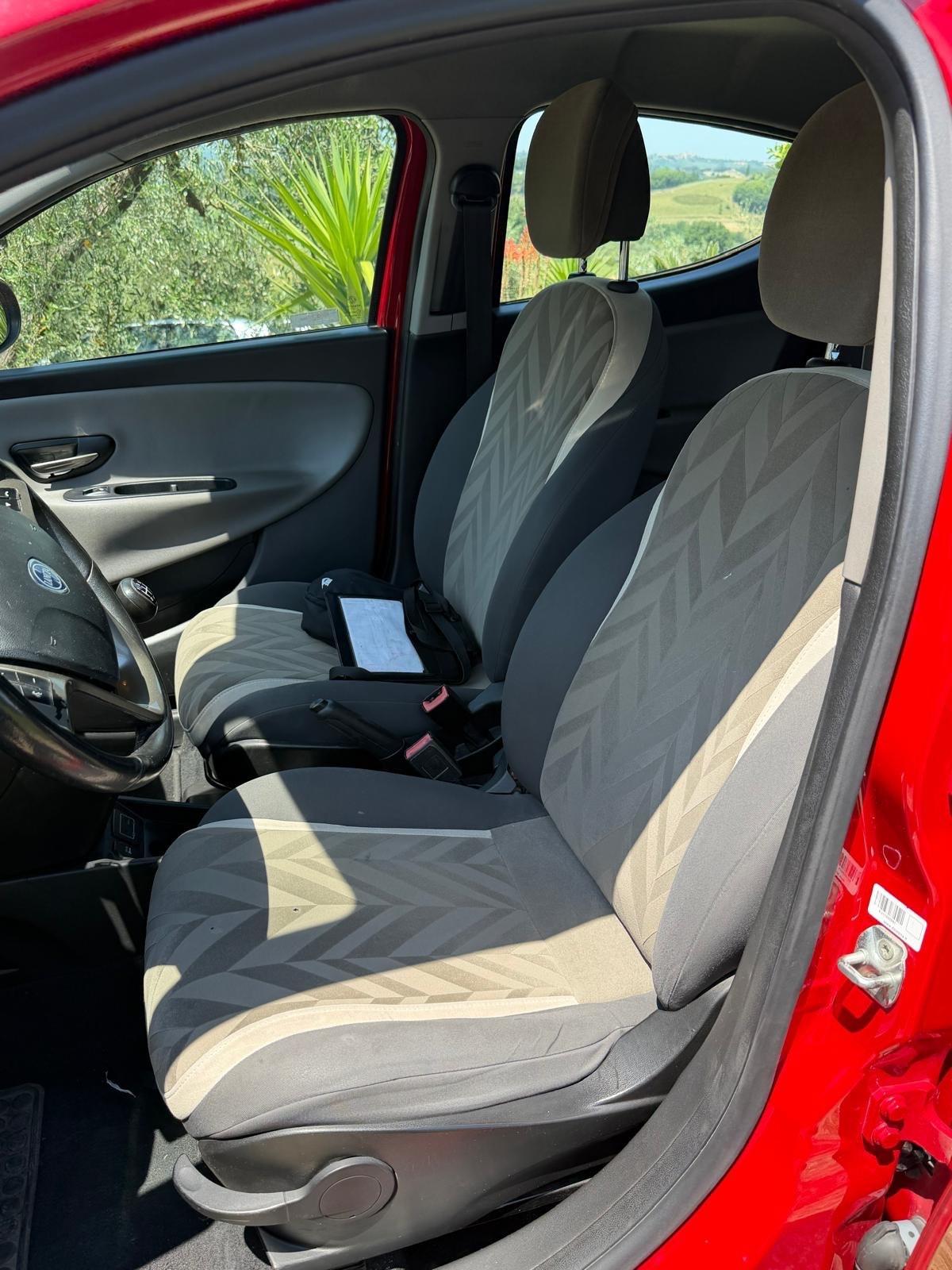 Lancia Ypsilon 1.2 69 CV 5 porte GPL Ecochic Unyca
