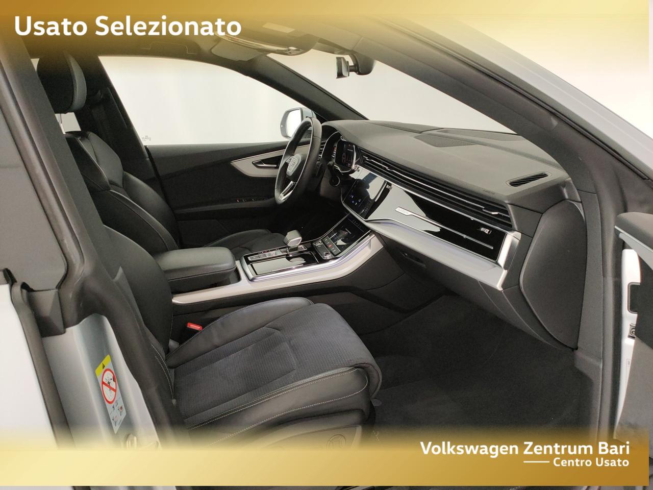 Audi Q8 50 3.0 tdi mhev quattro tiptronic