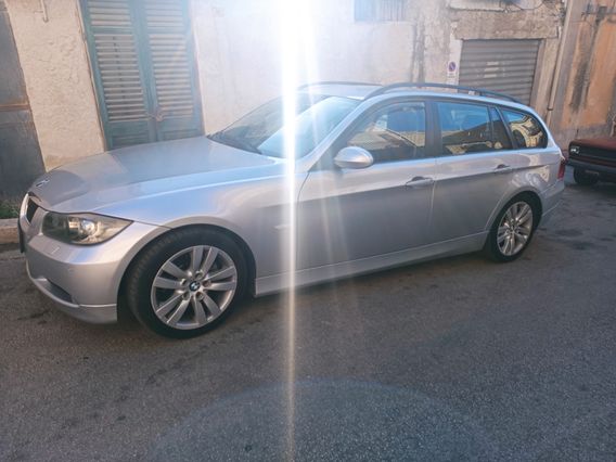 Bmw 320 320d cat Touring Attiva