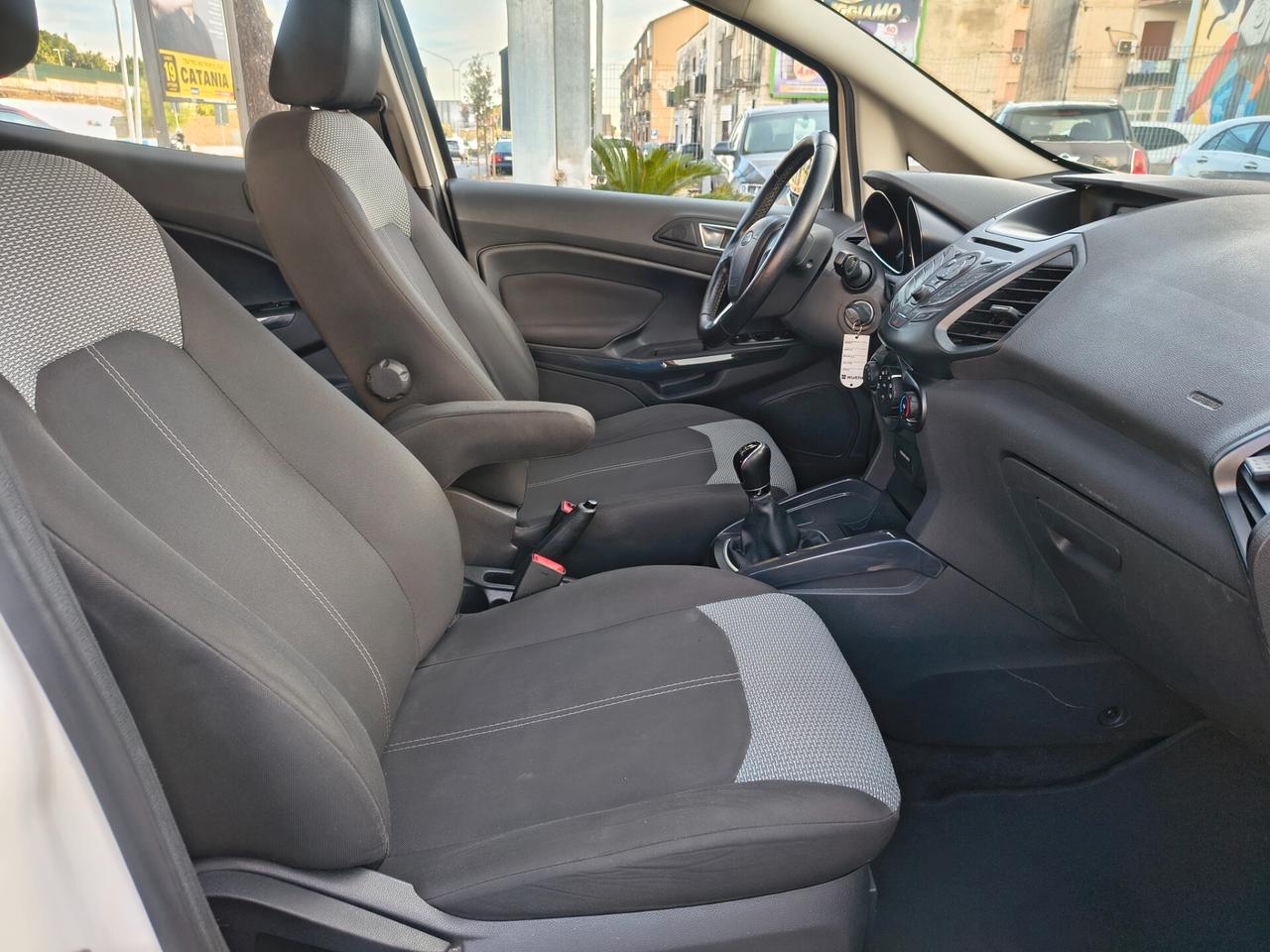 FORD ECOSPORT 1.O BENZINA TITANIUM ANNO 2017