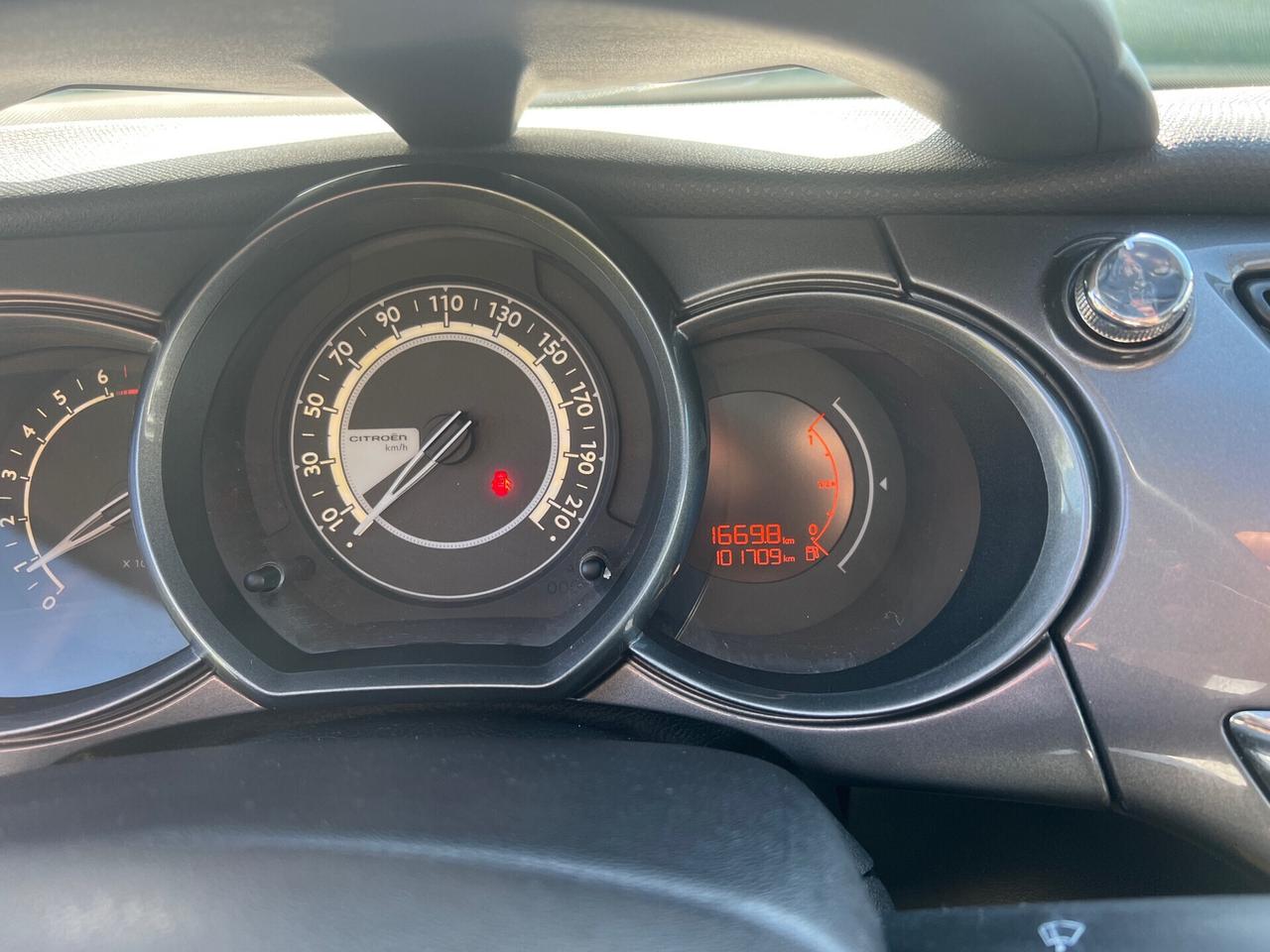 Citroen C3 1.2VTi 82CV Exclusive-2014"UNIPRO"