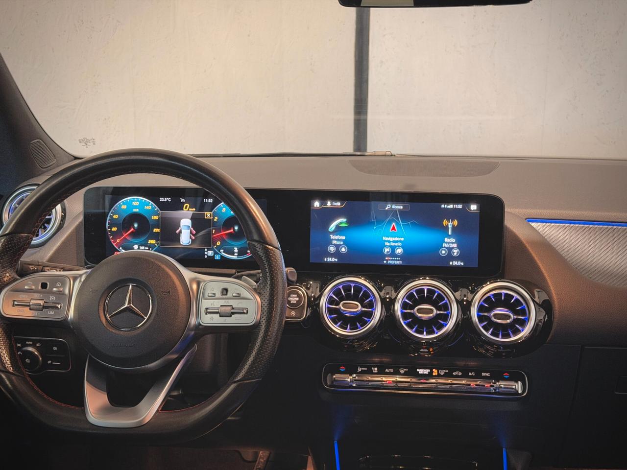 Mercedes-Benz GLA 250 4Matic AMG Premium - NIGHT EDITION - UNICO PROP