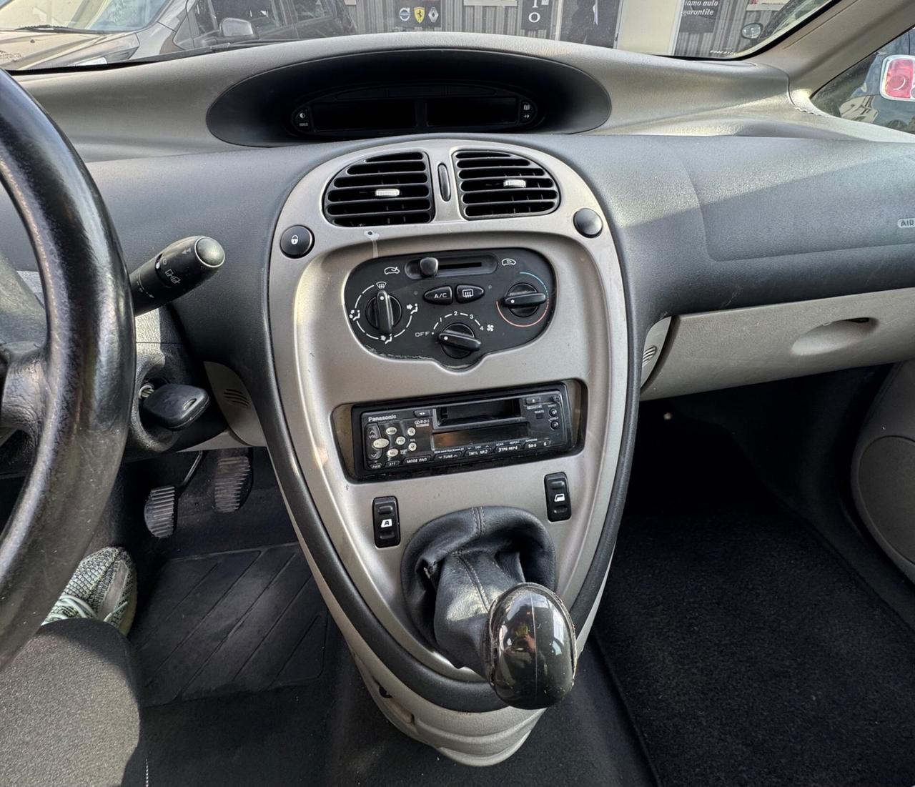 Citroen Xsara Picasso 1.6 16V Elegance Bi Energy G