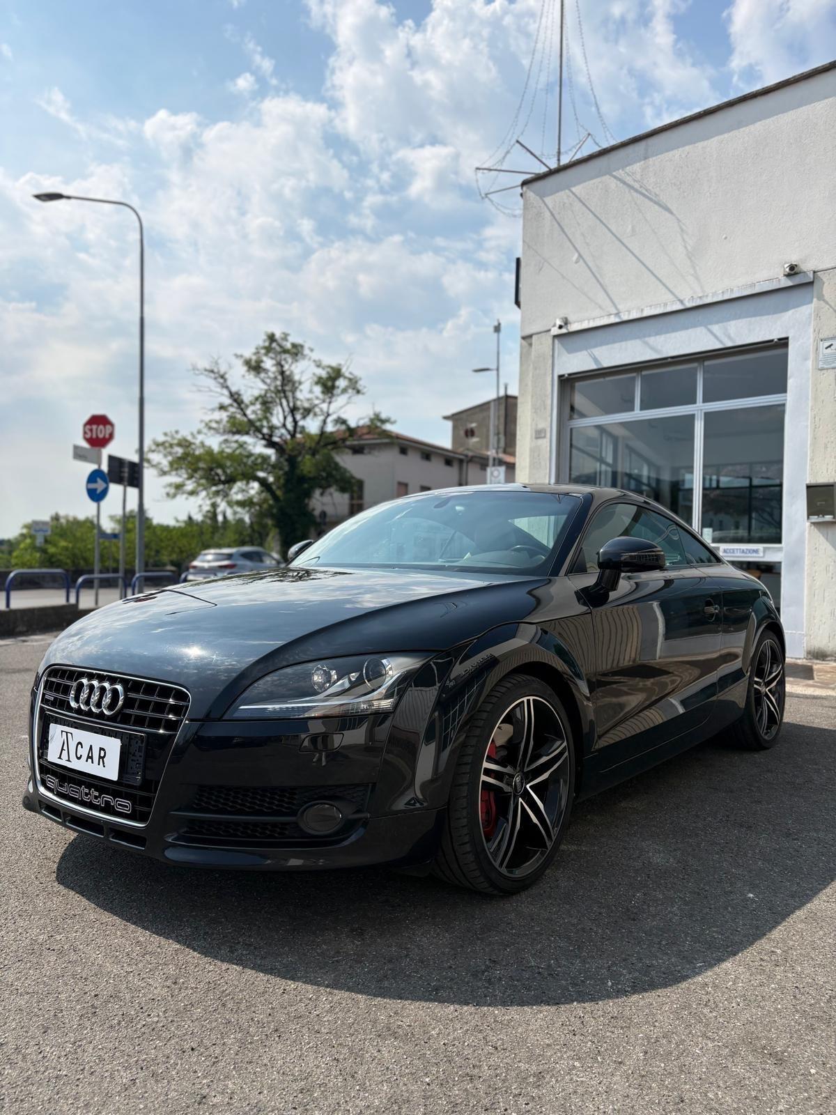 Audi TT Coupé 3.2 V6 quattro