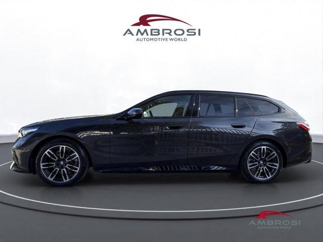 BMW 520 Serie 5 d xDrive Touring Msport Travel Package