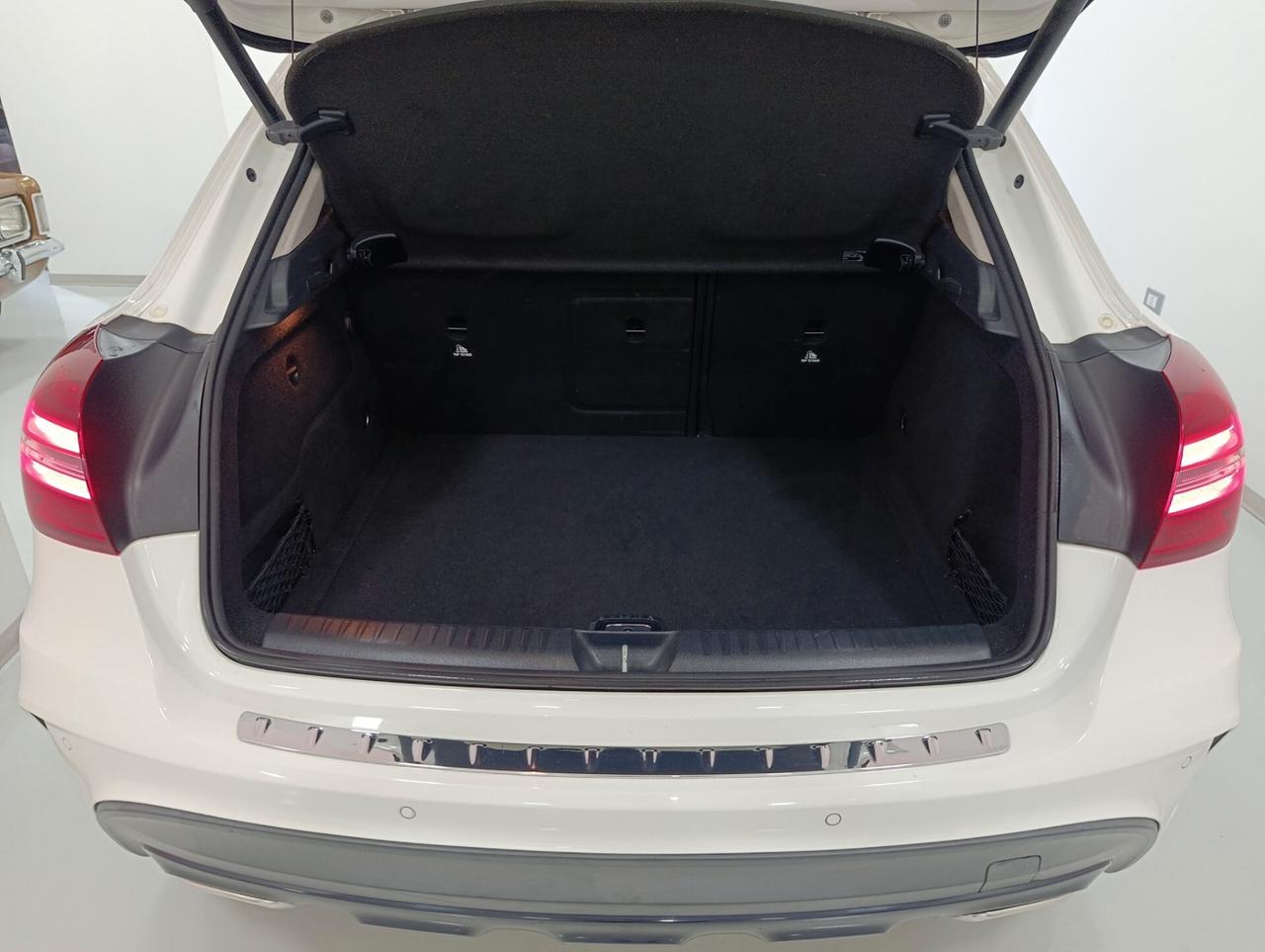 Mercedes GLA 200 d Aut. Premium Amg Night Edition