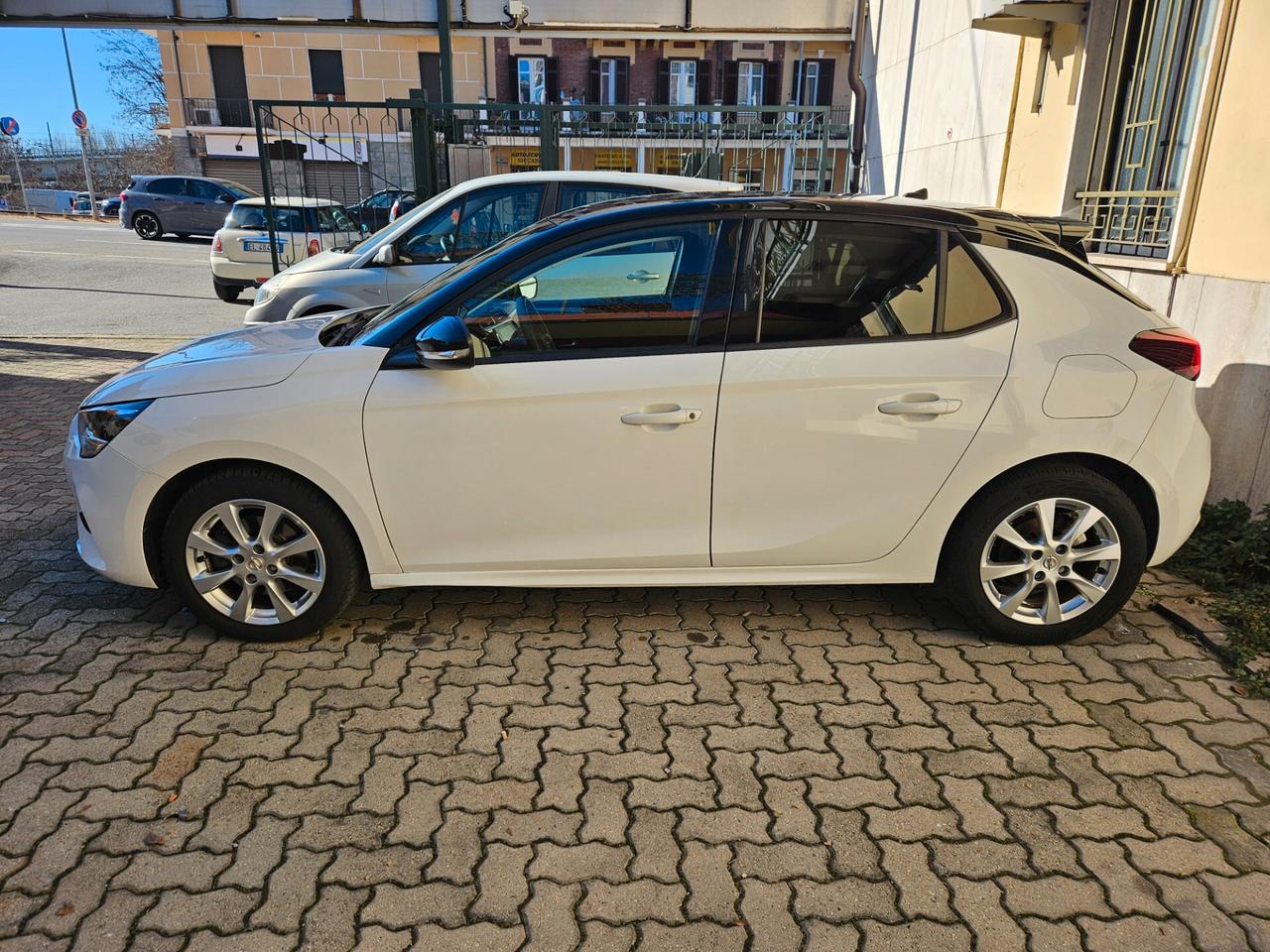 Opel Corsa 1.2 100 CV GS Line ok neopatentati