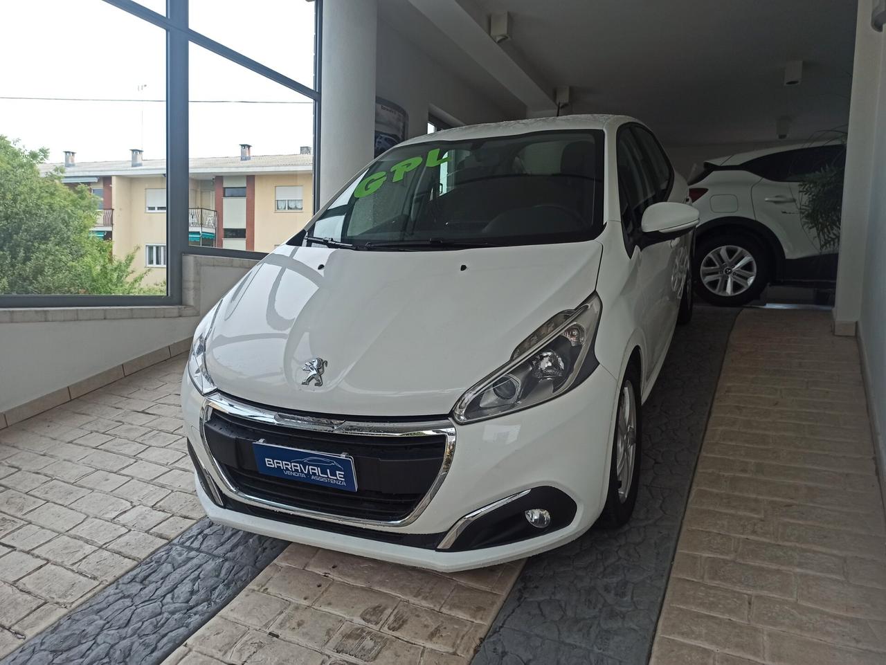 Peugeot 208 PureTech 82 5p. GPL Active