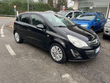 Opel Corsa 1.2 5 porte Cosmo