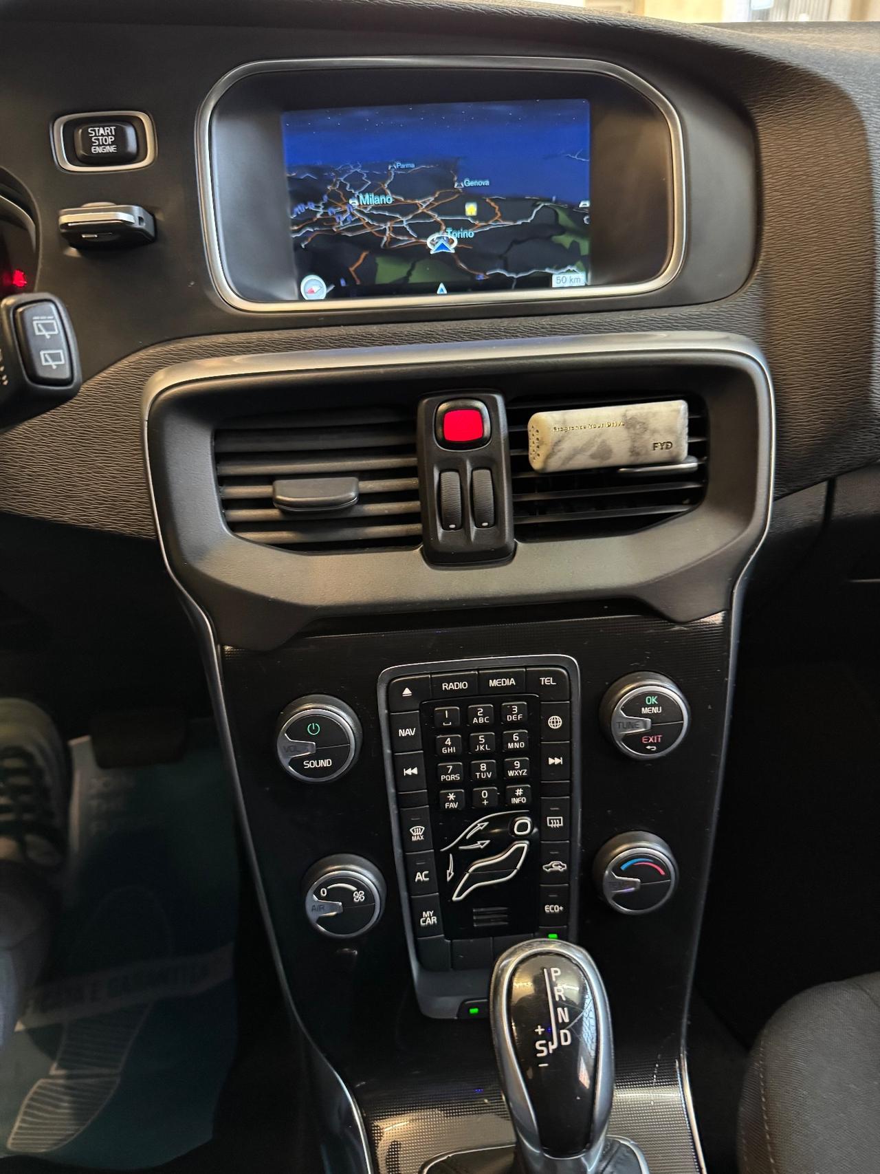 Volvo V40 D2 Geartronic Momentum