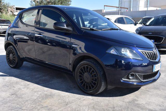 LANCIA Ypsilon 1.0 FireFly 5 porte S&S Hybrid Ecochic Silver