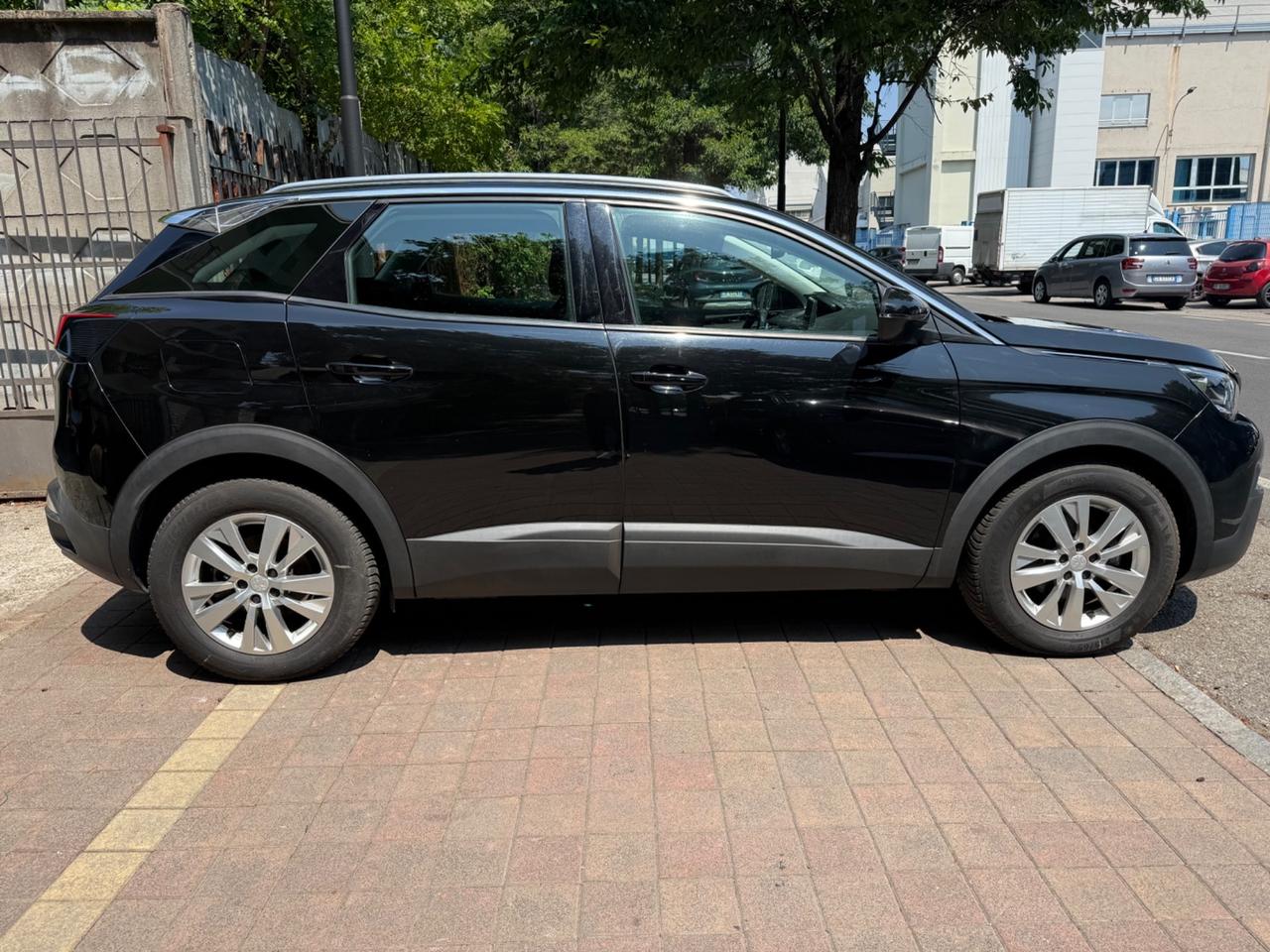 Peugeot 3008 BlueHDi 130 S&S Business