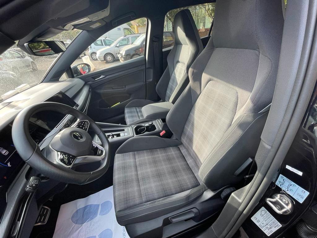 Volkswagen Golf 8 GTD 2.0 200cv DSG