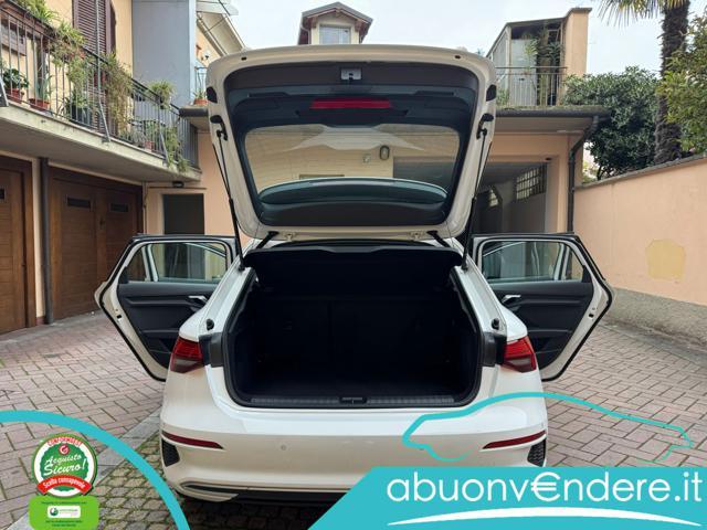 AUDI A3 SPB 35 TFSI Identity Black KM ZERO