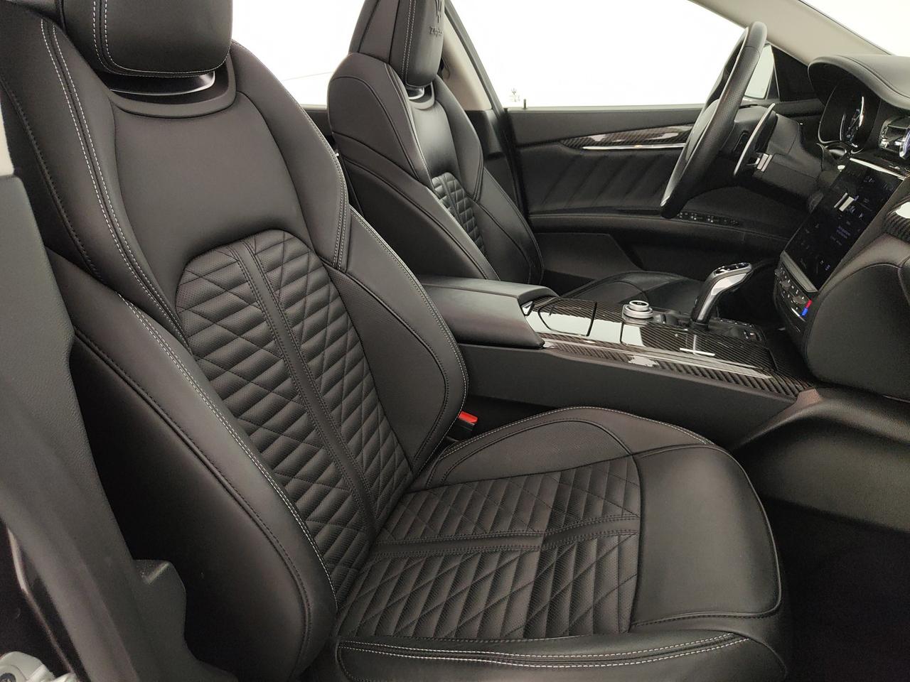 MASERATI Quattroporte 3.8 V8 Trofeo 580cv rwd auto