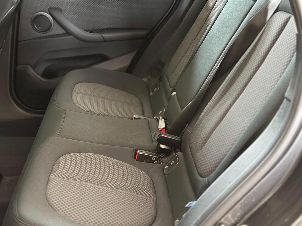 BMW X1 xDrive 25e Business Advantage auto