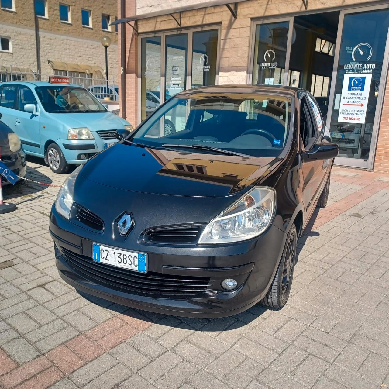 88.188 KM CLIO 1.2 PER NEOPATENTATI PERFETTA