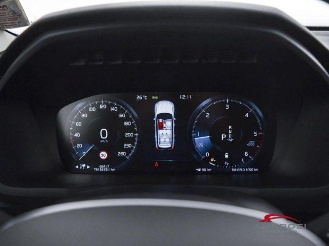 VOLVO XC90 2.0 b5 Core awd 7p.ti auto