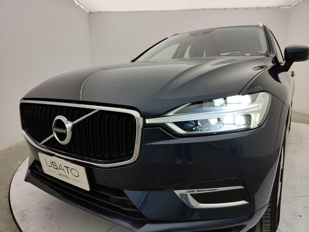 VOLVO XC60 (2017-->) - XC60 D4 AWD Geartronic Business