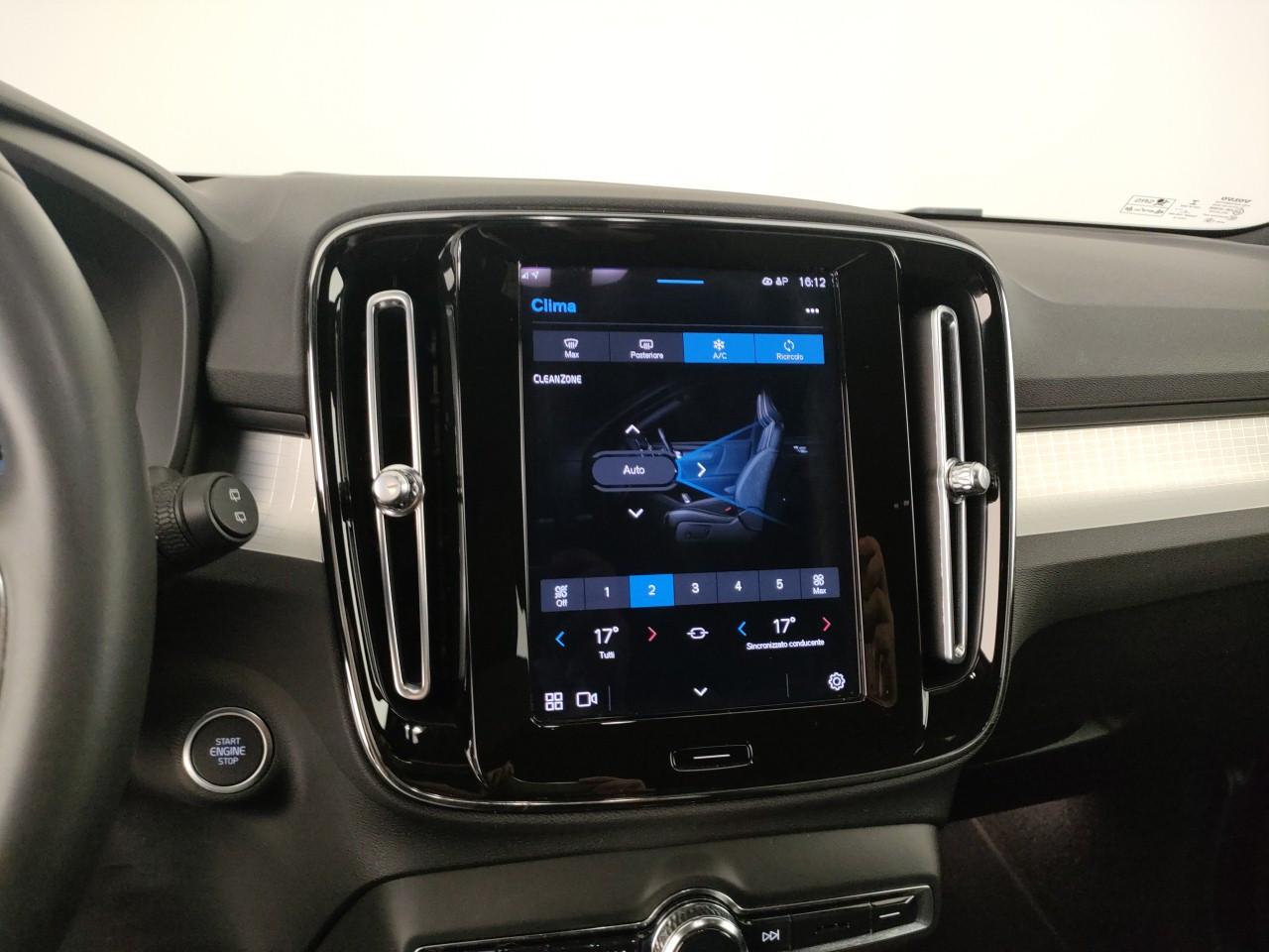 VOLVO XC40 2.0 b3 Core auto