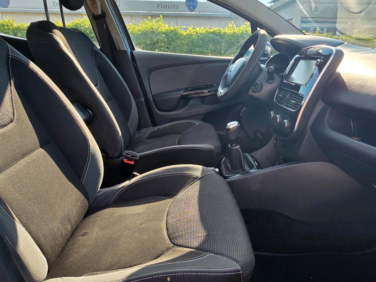 Renault Clio dCi 8V 75 CV 5 porte Duel