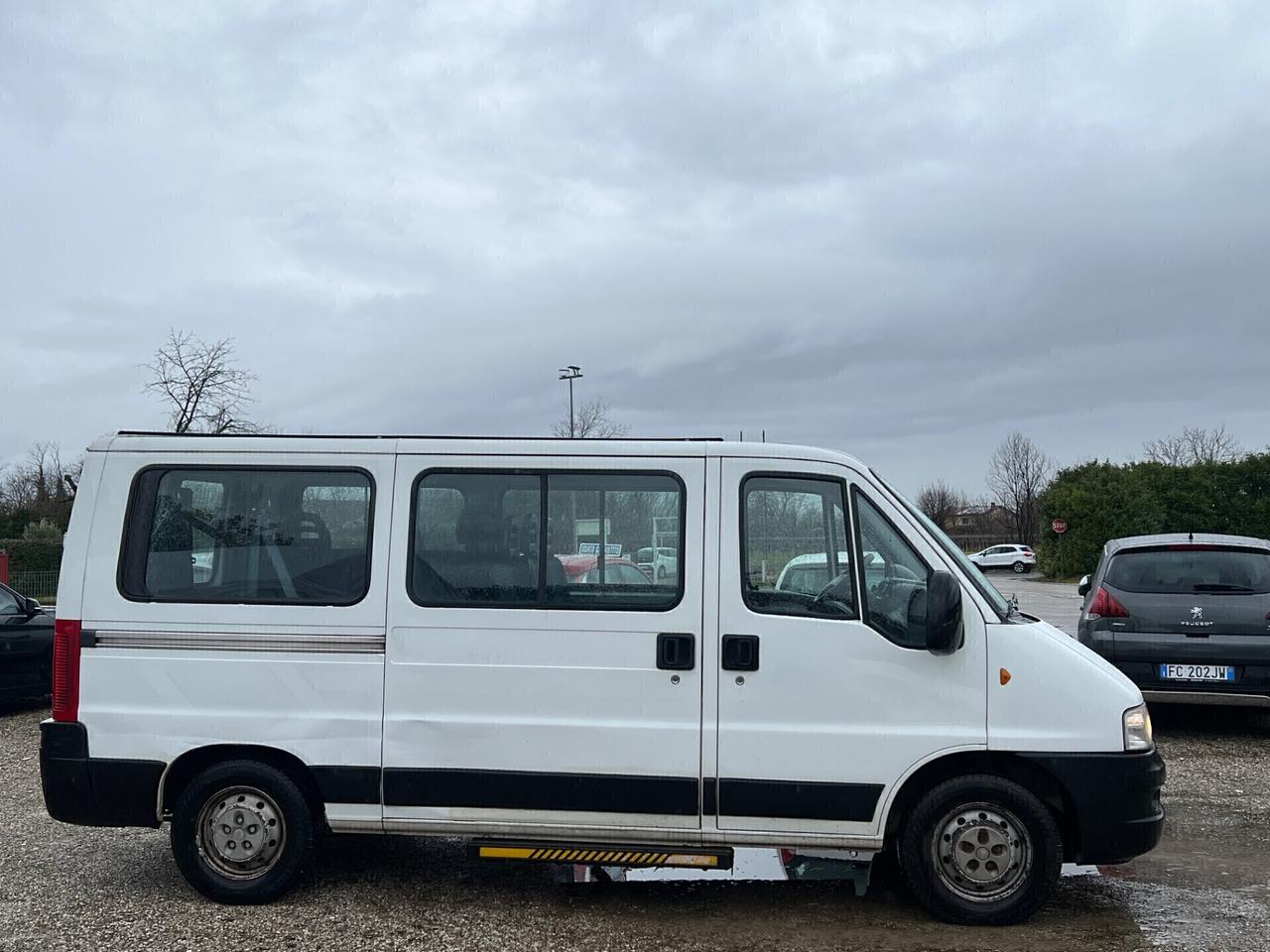 Peugeot Boxer 9 posti DISABILI FINANZIABILE