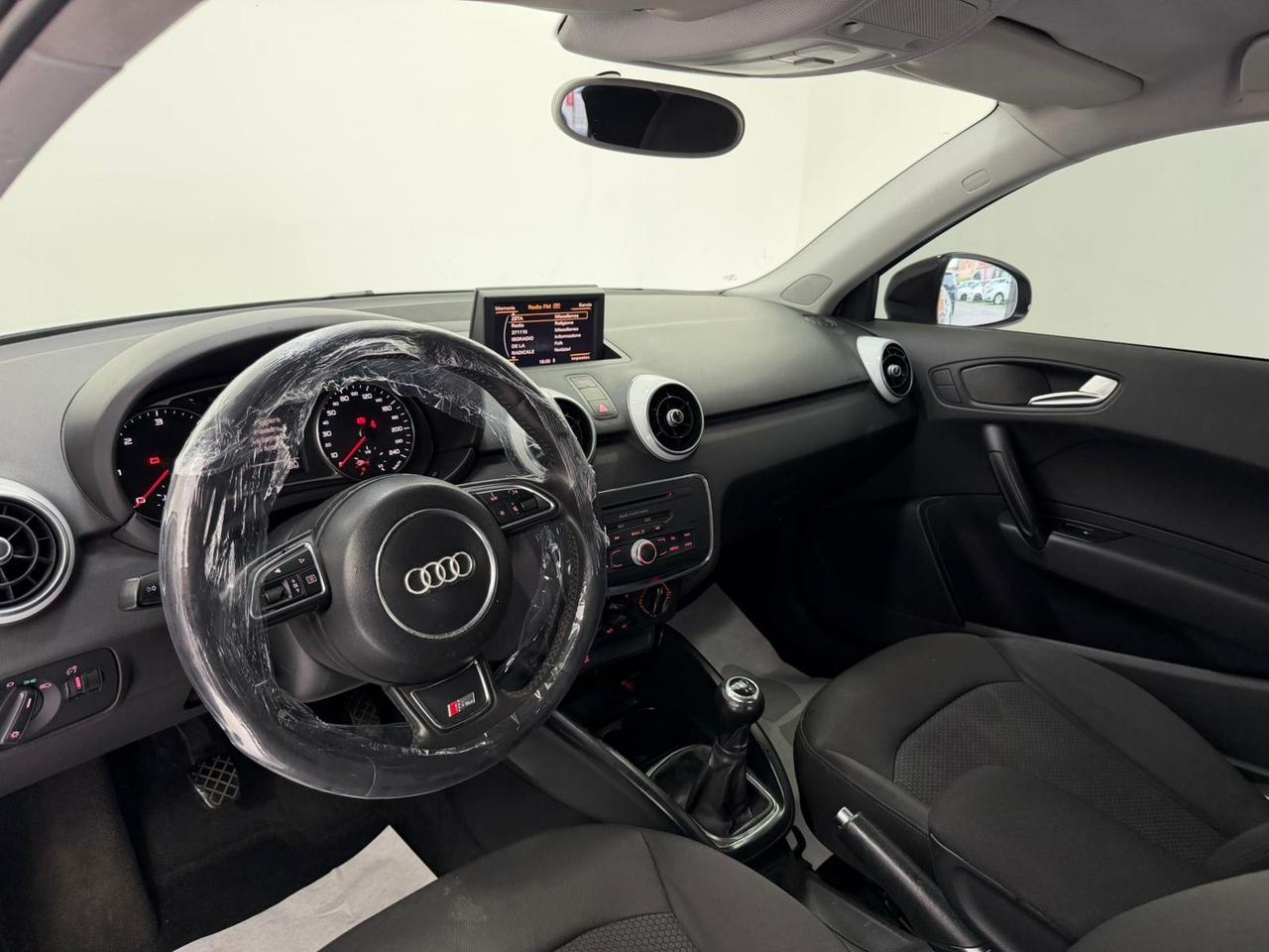 Audi A1 1.6 TDI S line edition