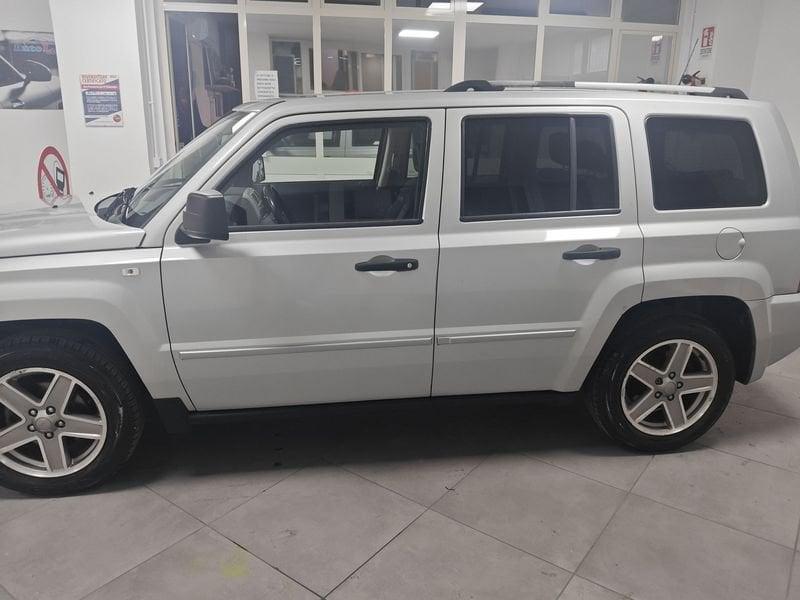 Jeep Patriot Patriot 2.0 td Limited 4wd dpf LEGGI