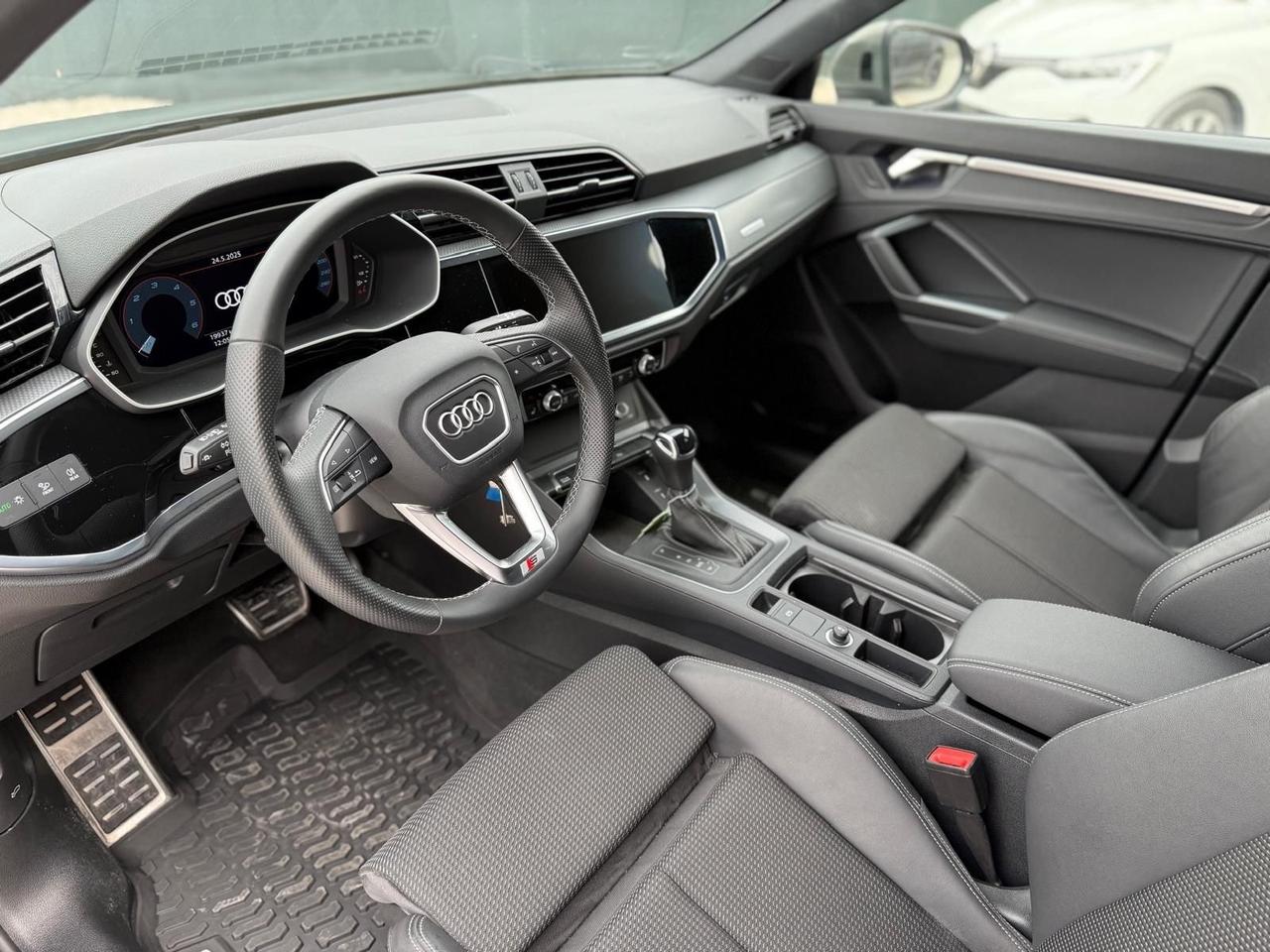 Audi Q3 Sportback S-tronic 35 TDI 2.0 Sline 150cv 2024