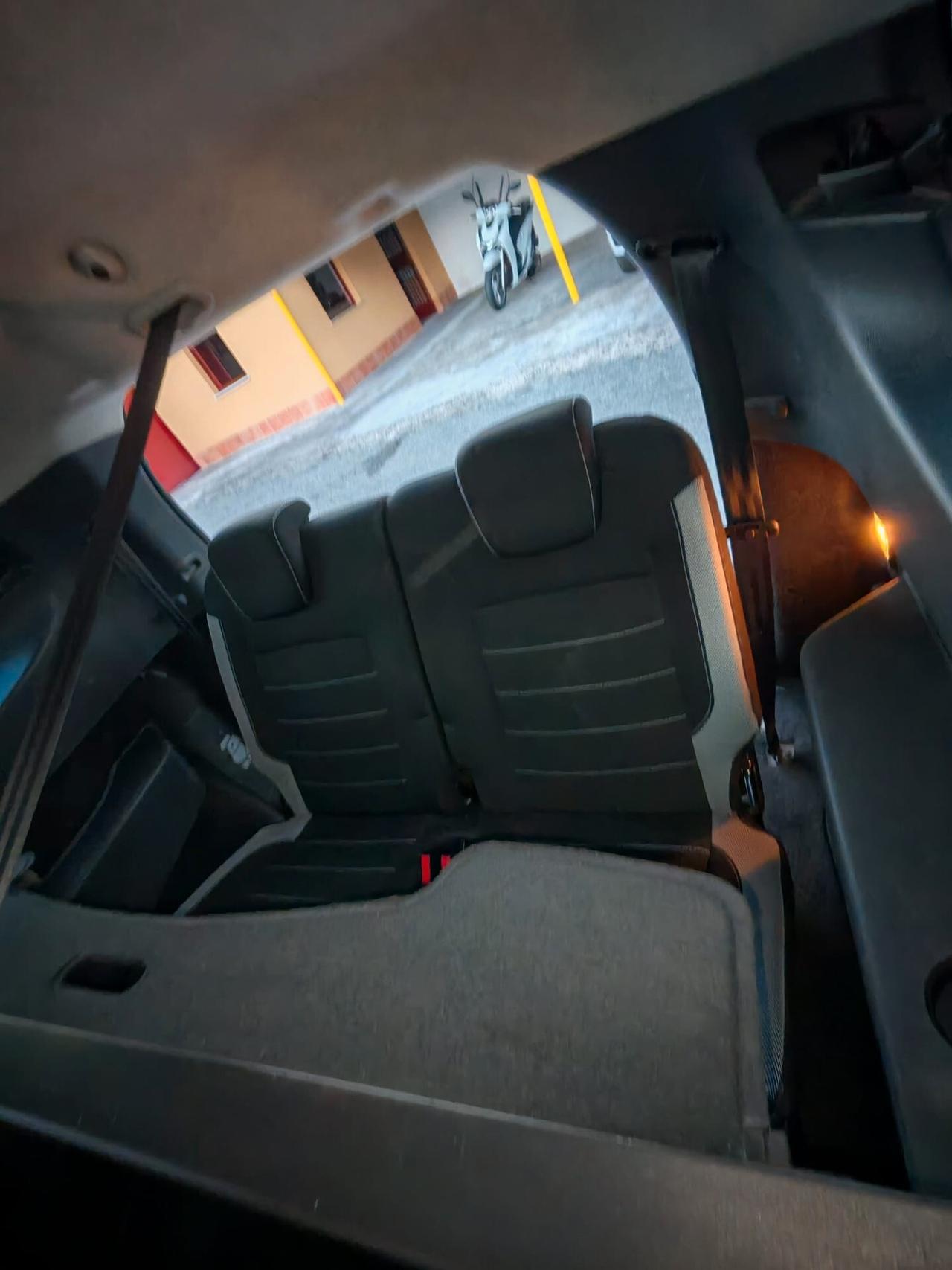 Dacia Lodgy 1.5 dCi 8V 110CV Start&Stop 7 posti Serie Speciale Wow