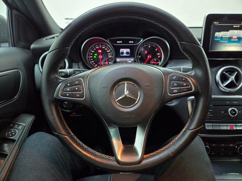 MERCEDES Classe A (W176) A 200 d Automatic ...