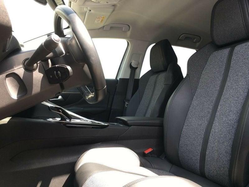 Peugeot 3008 BlueHDi 130 EAT8 S&S Allure