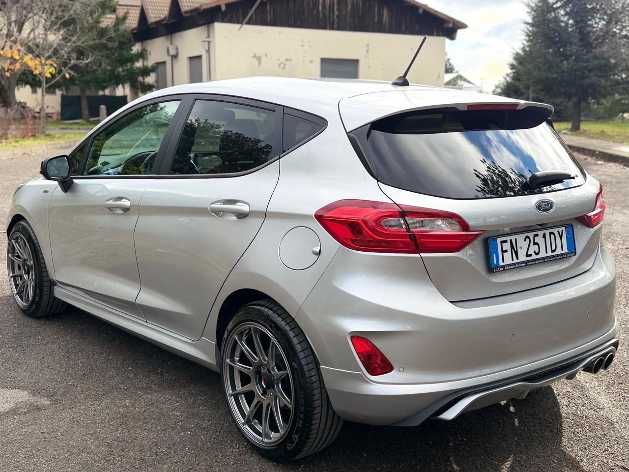 Ford Fiesta 1.5 TDCi 5 porte ST-Line